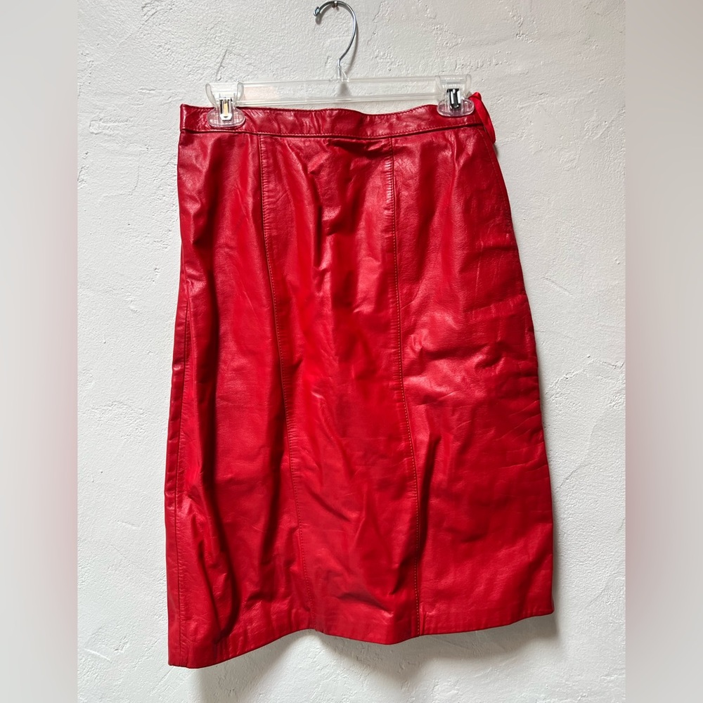 Red vintage genuine leather skirt